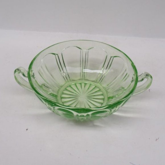 Hocking Green COLONIAL Knife and Fork 4 3/4 Inch Two-Handled Cream Soup Bowl - Picture 2 of 4